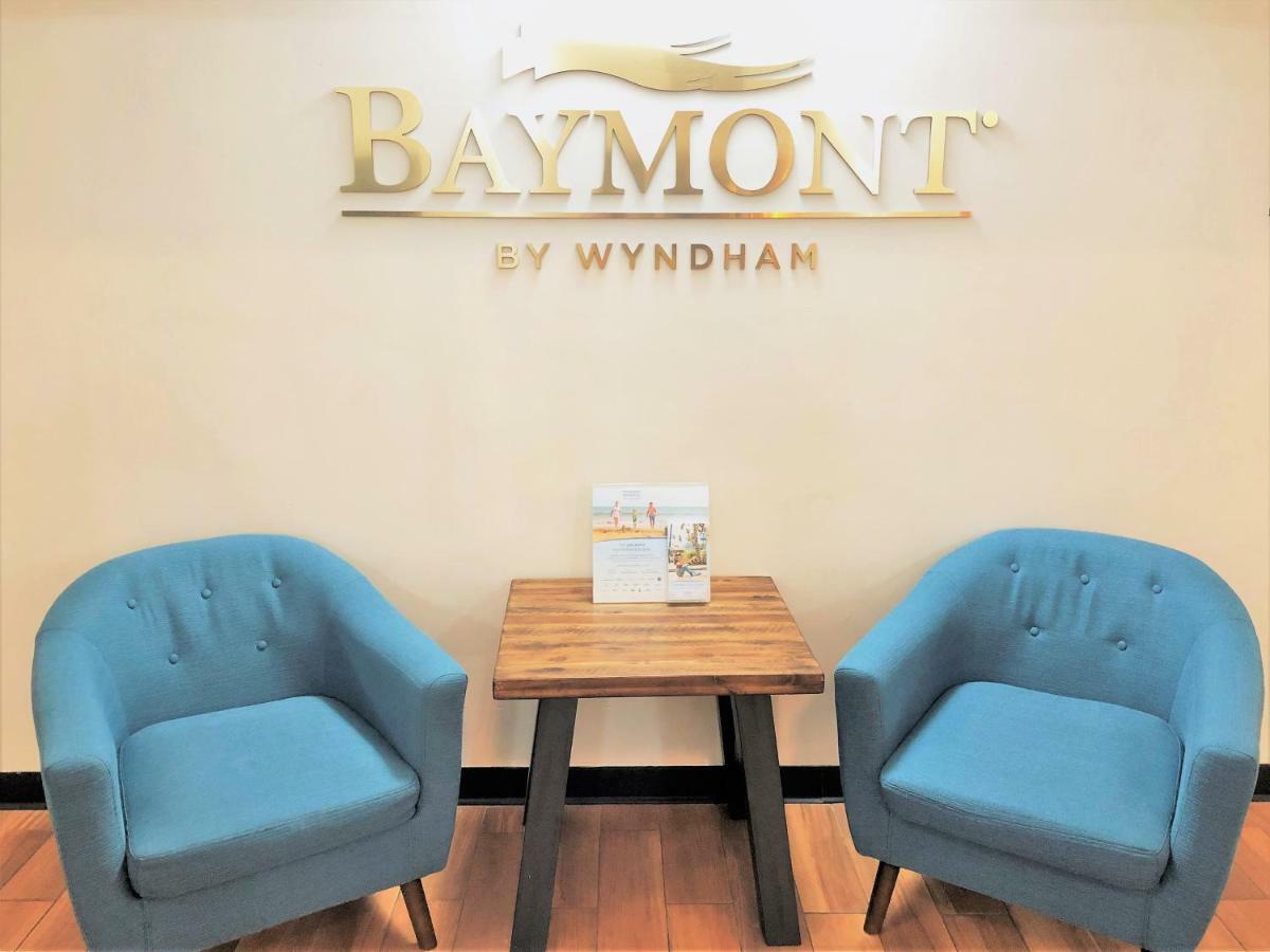 Baymont By Wyndham Kearney Motel Exterior photo
